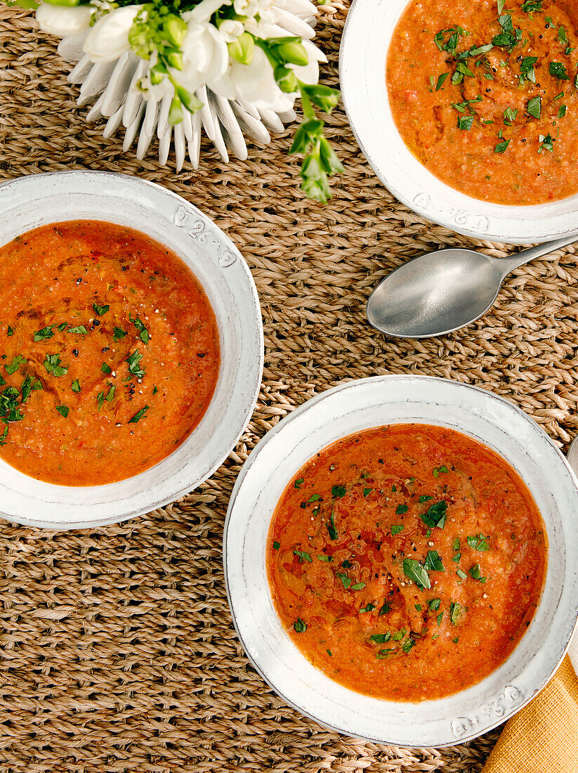 Hausgemachte Tomaten Suppe