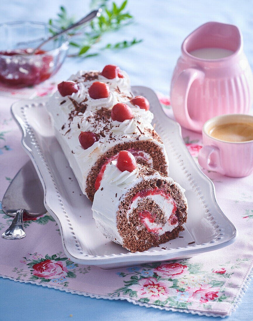 Coffee cake roll with cherries