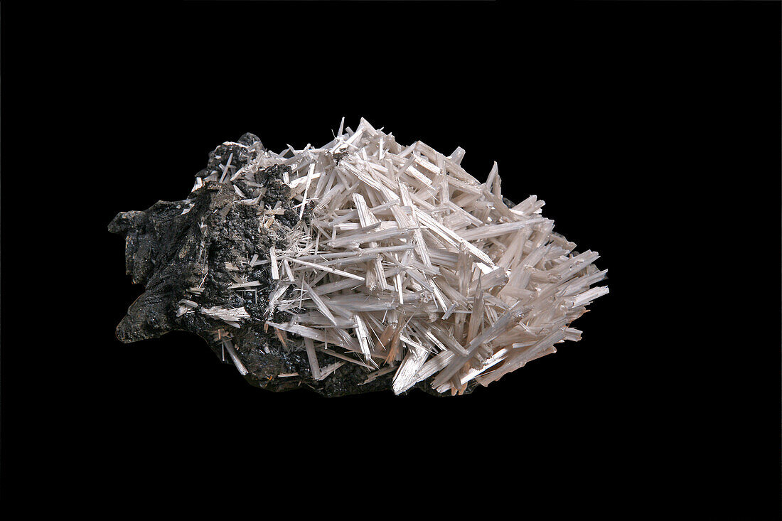 Cerussite crystals