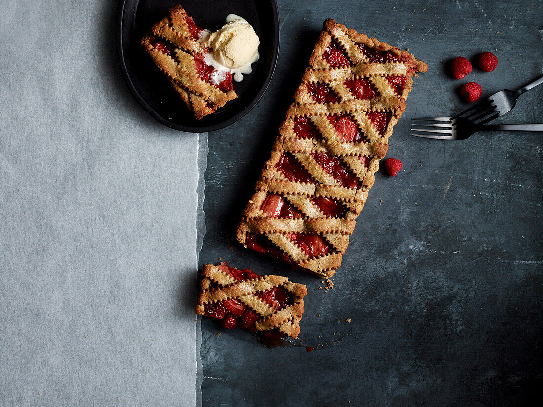 Rhubarb and berry Linzertorte