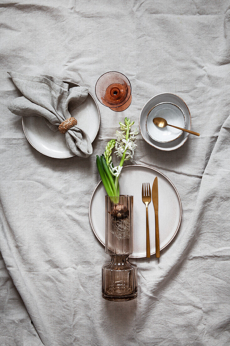 Spring table setting in natural colours, with hyacinths