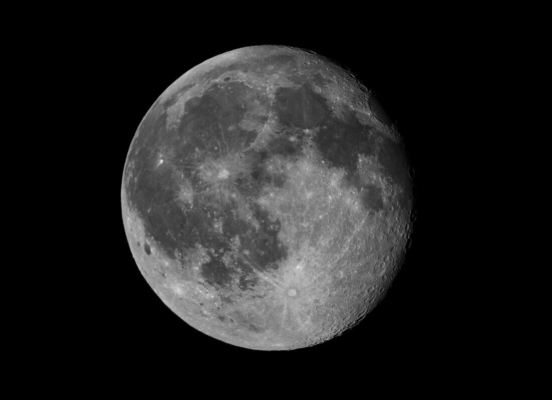 Waning gibbous Moon, New Year's Day 2021