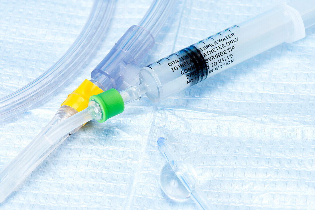 Foley catheter balloon