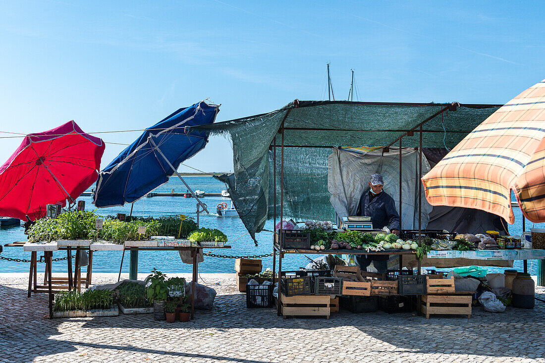 Gemüsemarkt am Hafen, Olhao, bei Faro, Algarve, Portugal