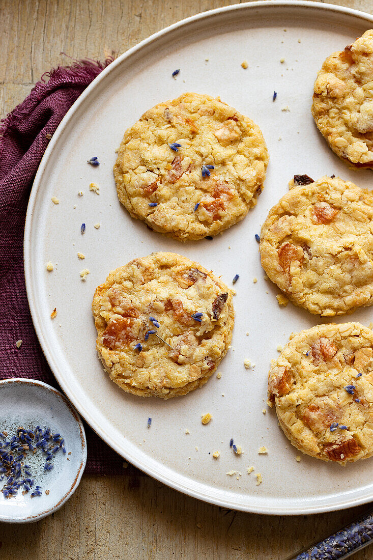 Oatmeal, apricot and lavender biscuits