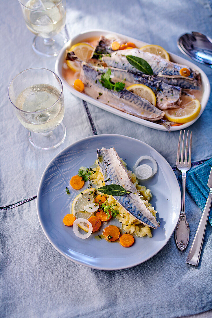 Mackerels in white wine