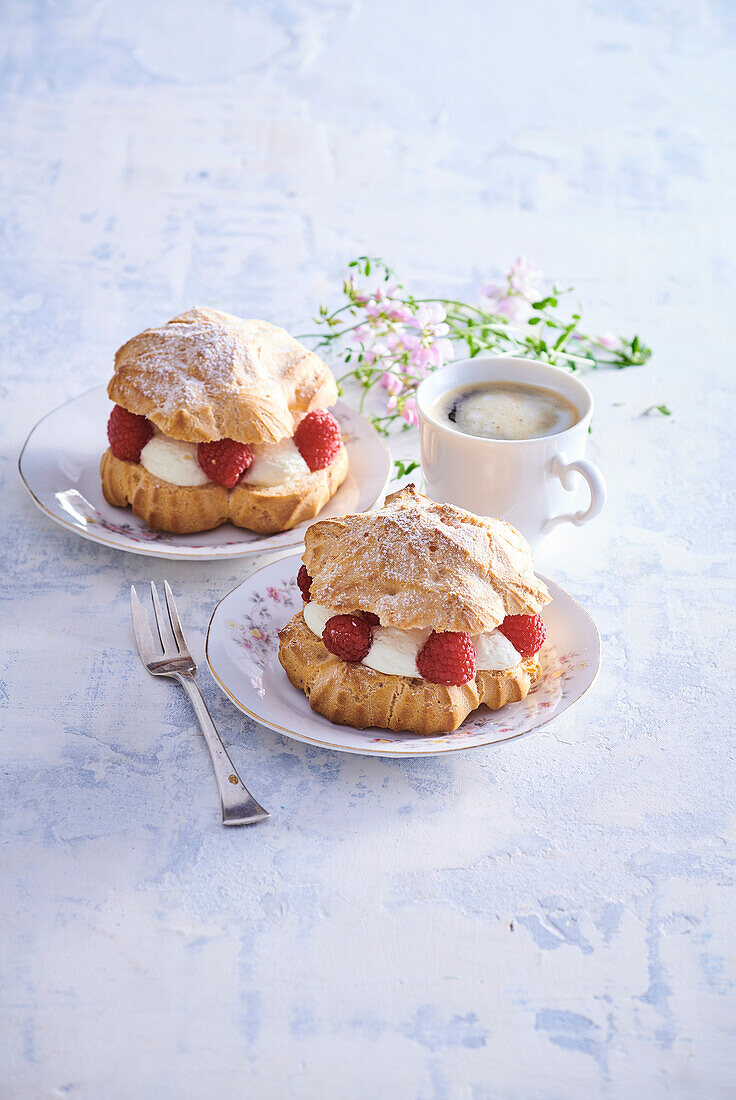 Choux pastry with cream filling and raspberries