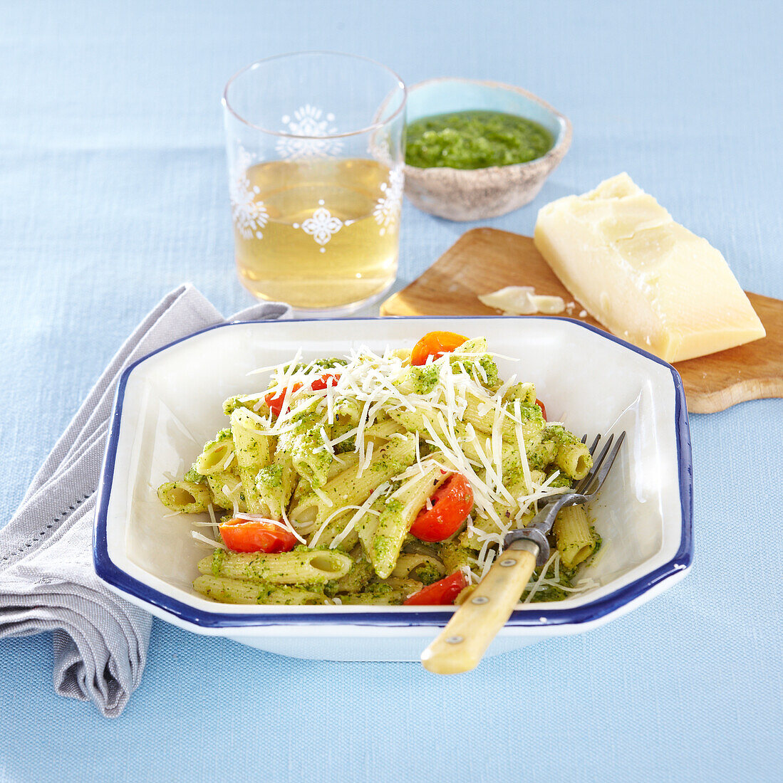 Pasta mit Brokkolipesto