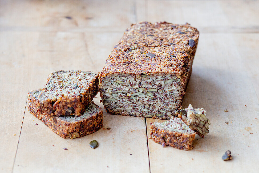 Seeded bread (low carb)