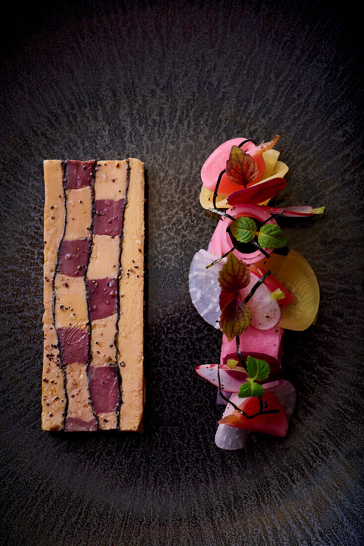 Foie gras-Pastete mit Auerhahn und Trüffel