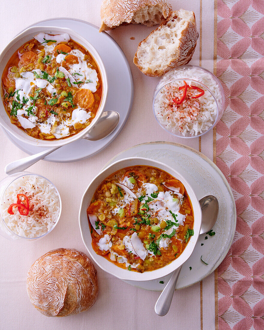 Dahl with split peas and coconut