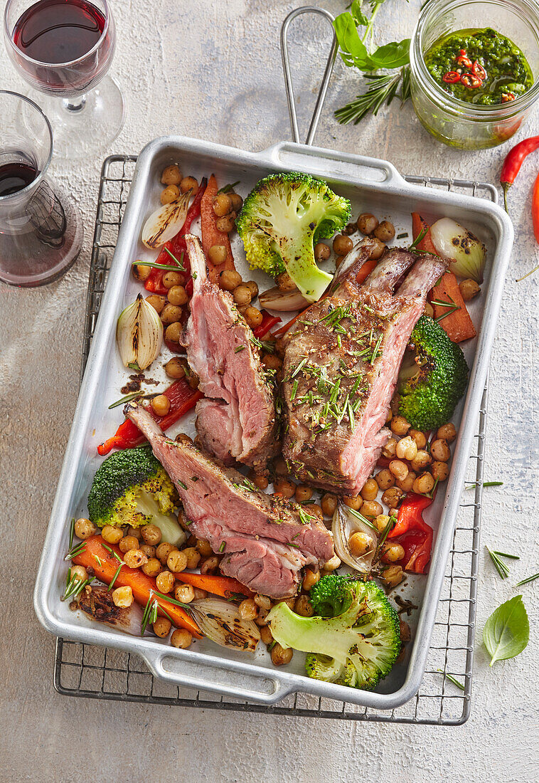 Roasted lamb chops with chickpeas