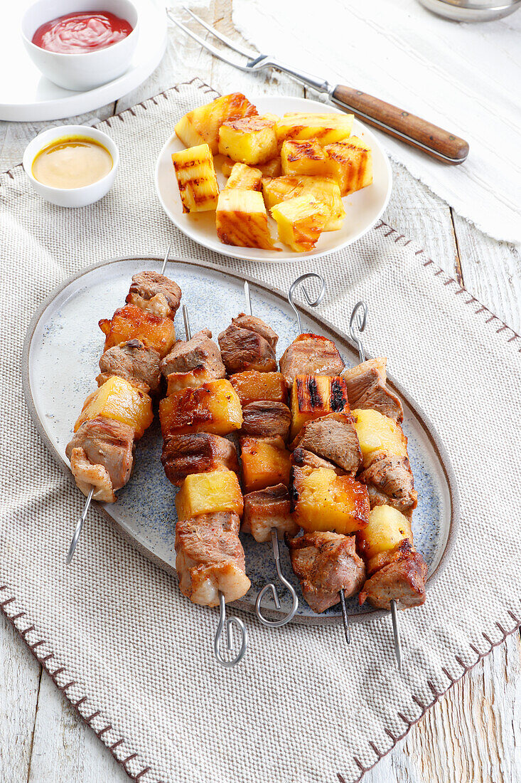 Duck breast skewers with pineapple