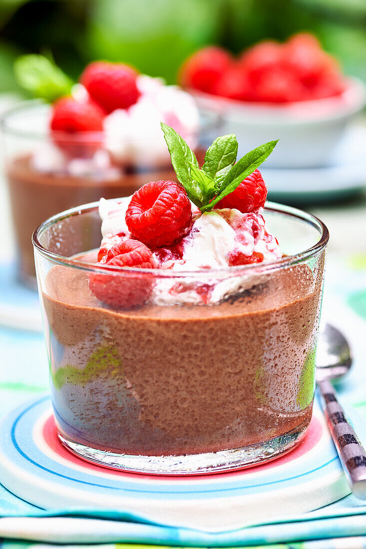 Halbgefrorenes Schokoladenmousse