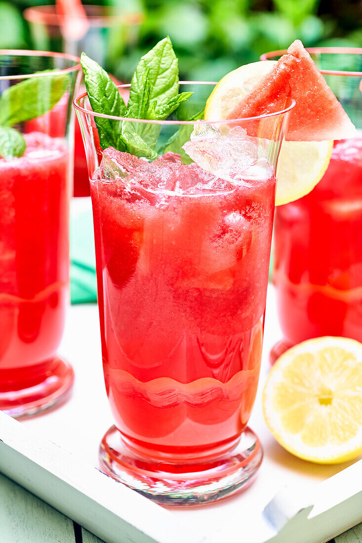 Wassermelonen-Cranberry-Cooler