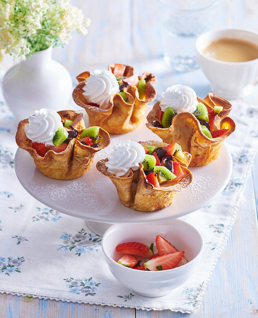Crepe bowls with fruit