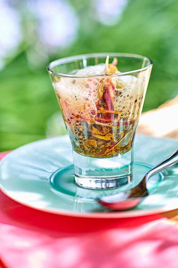 Lentil and mushroom salad in a jar