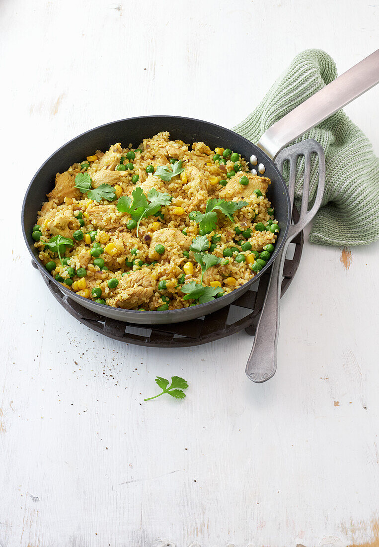 Indian chicken curry skillet