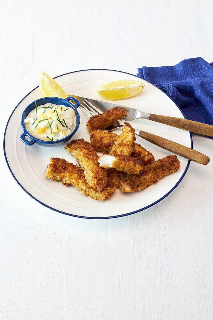 Knusper-Stäbchen in krosser Cornflakes-Toast-Hülle