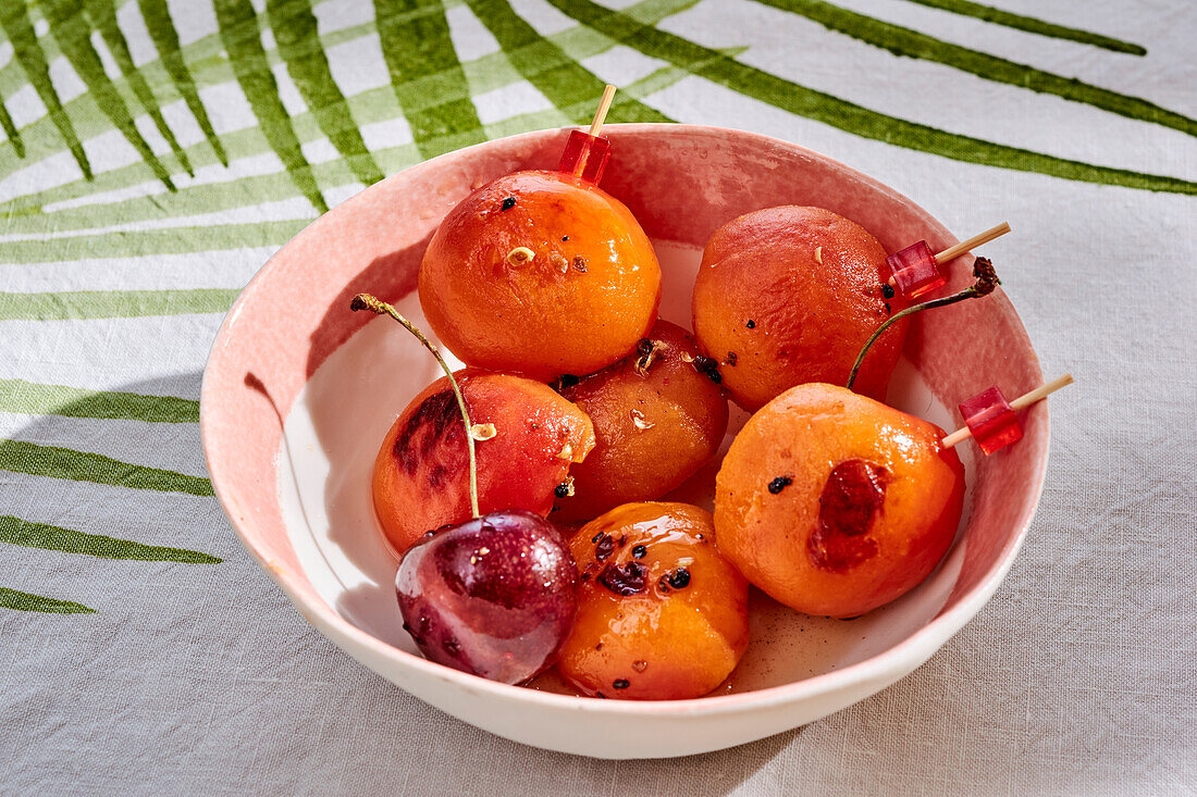Spiced apricots