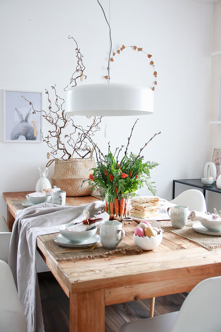 Easter table with carrot bouquet