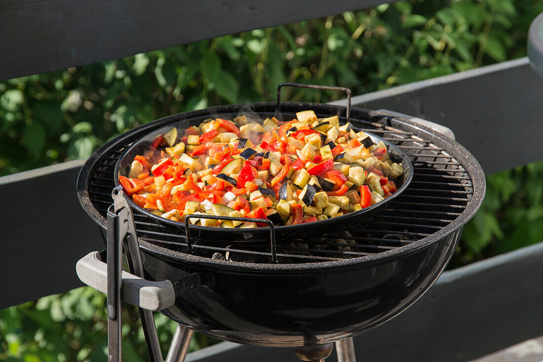 Mixed vegetables on the grill