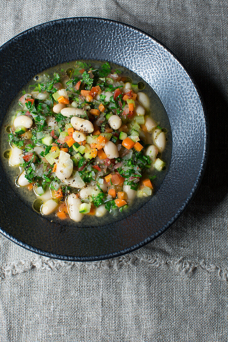 Toskanische Bauernsuppe für Veganer