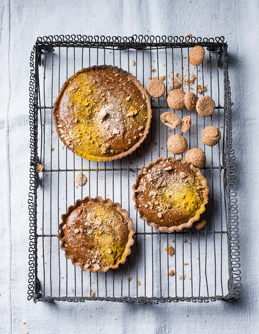 Carrot nougat tart