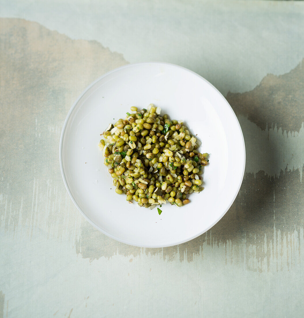 Veganer Mungbohnensalat