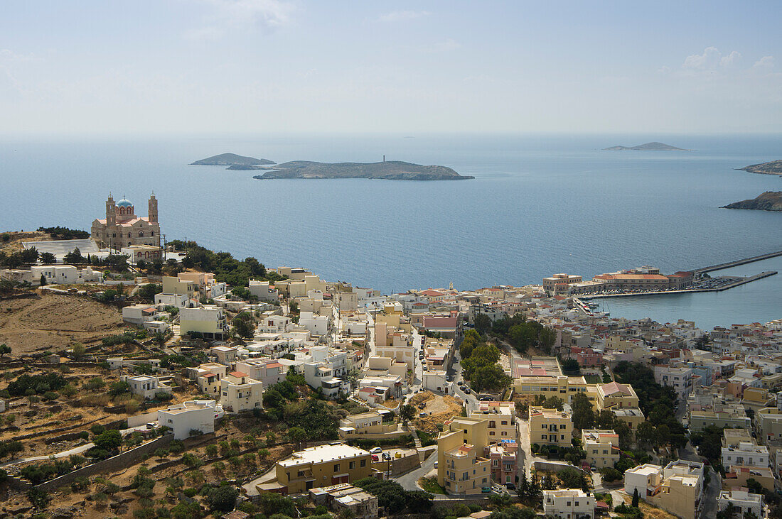 Häuser am Hang, Ano Syros, bei Ermoupoli, Insel Syros, Kykladen, Ägäis, Griechenland