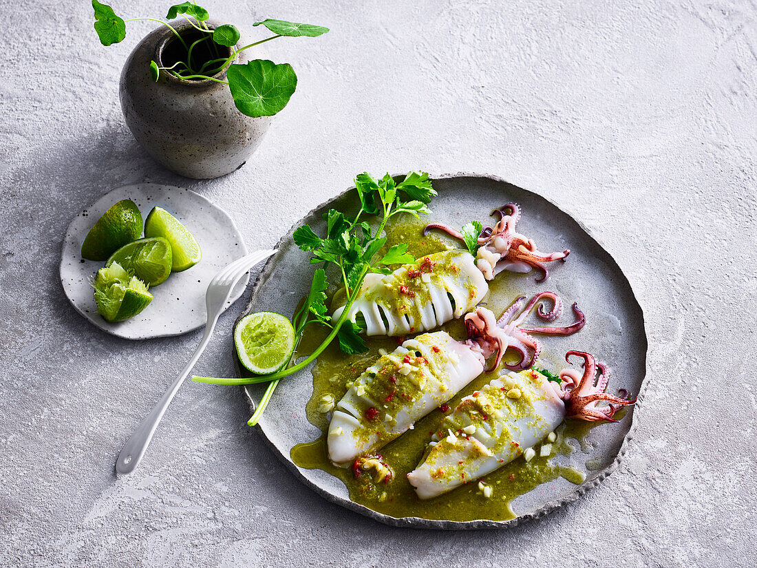 Bpla Muek Nang Ma Now - Chilli and lime squid (Thailand)