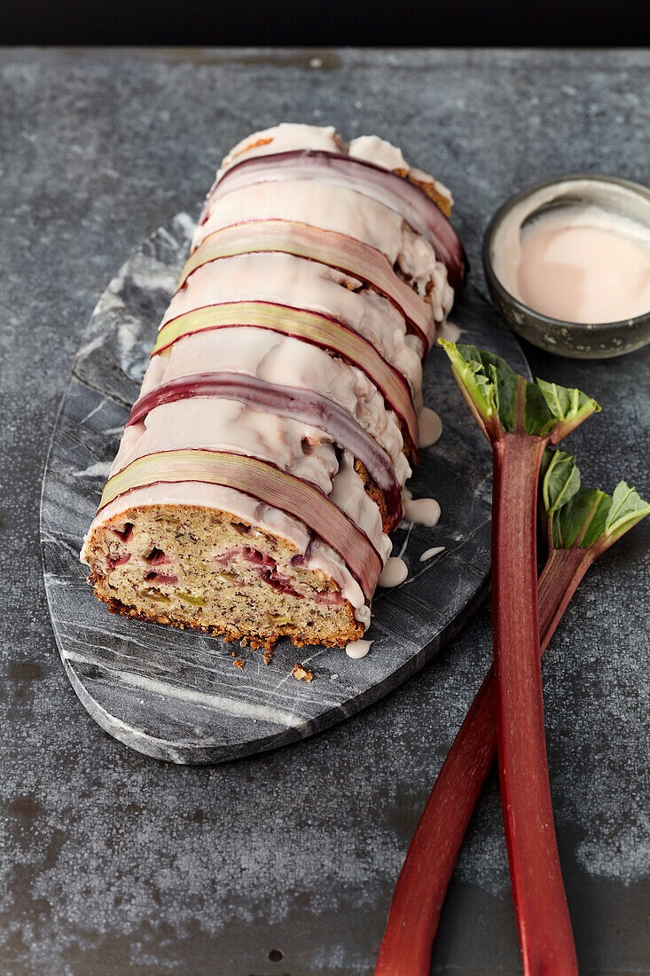 Rhubarb and walnut cake