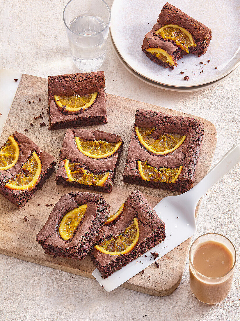 Vegan chocolate-orange brownies