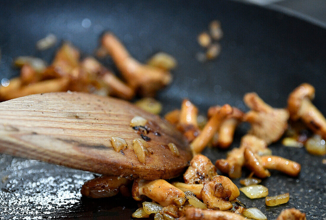 Chanterelles sautéed with onions