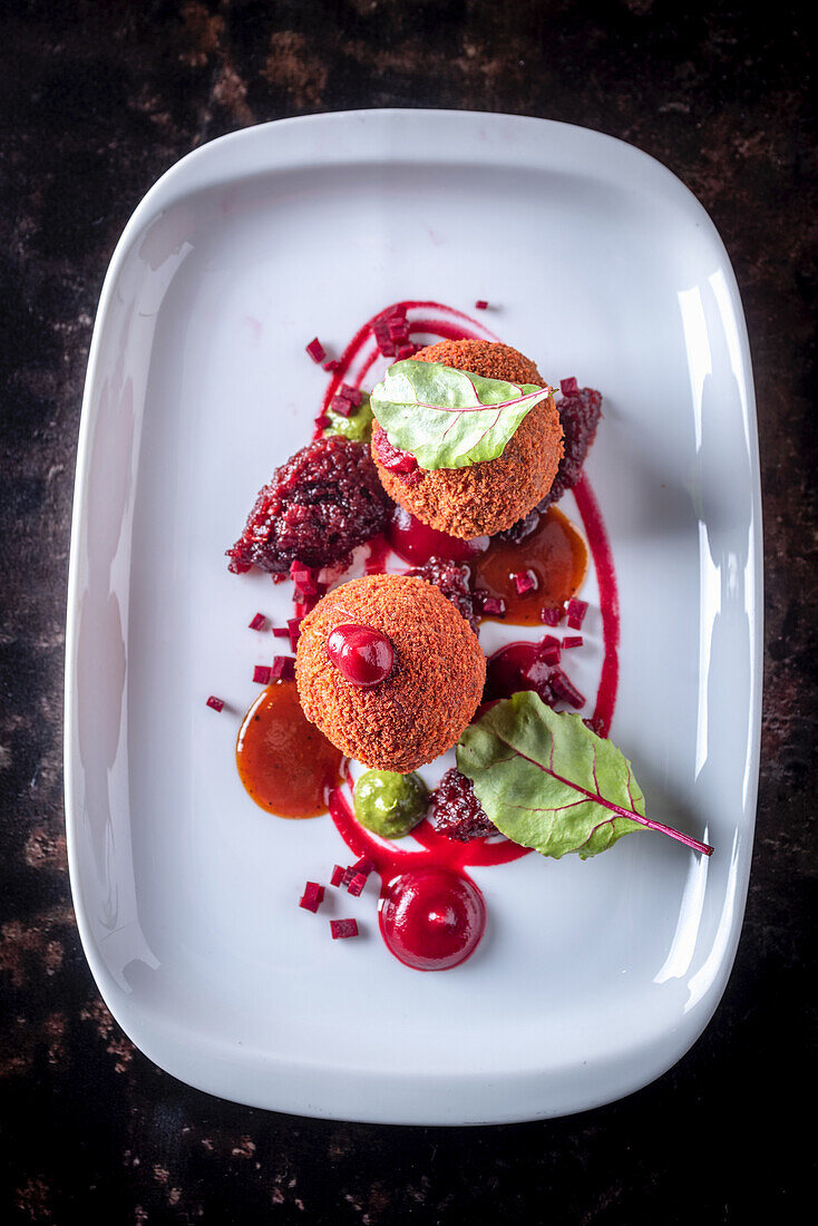 Rote-Bete-Bällchen