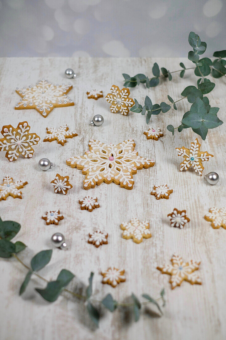 Royal icing biscuits