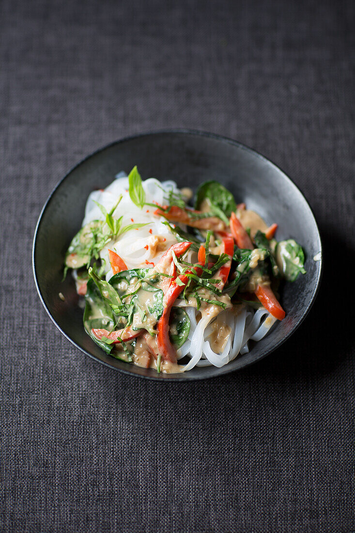 Indonesian noodles with peanut sauce, vegan