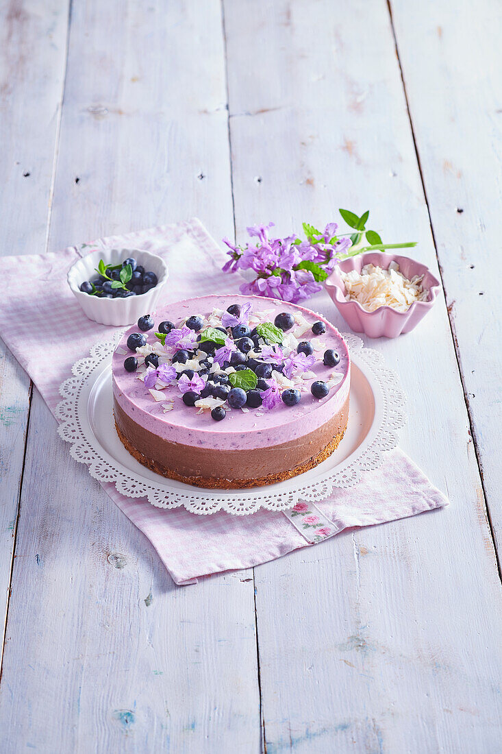 Blueberry and zucchini cake with chocolate