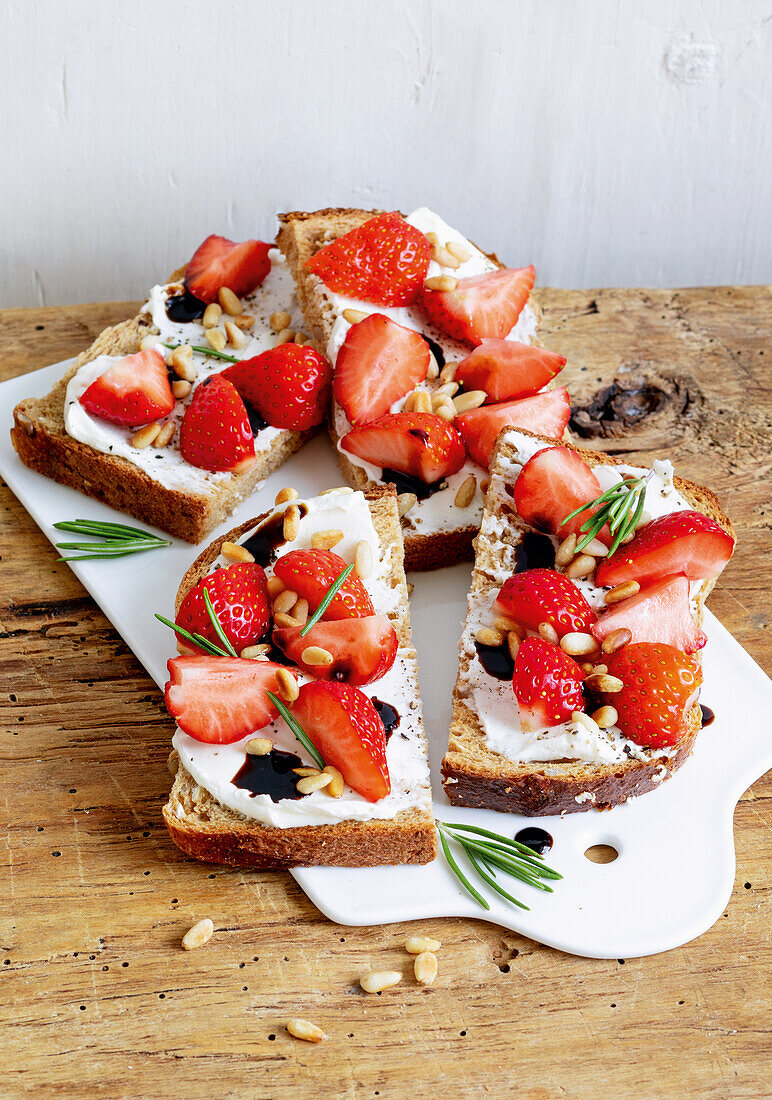 Strawberry and goat's cheese bruschetta