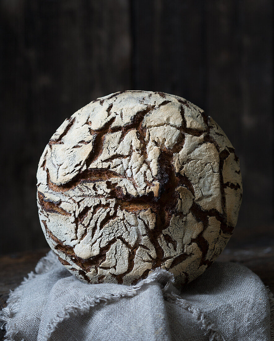 Tourte de Seigle (French rye bread)