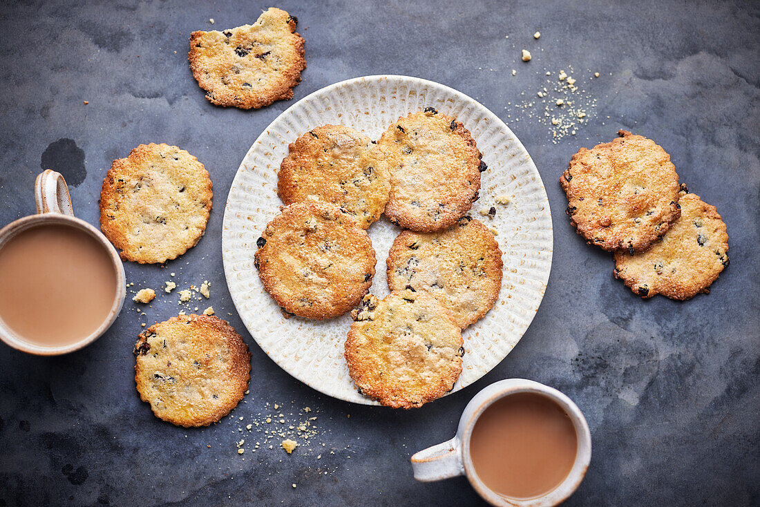 Biscuits served with hot cocoa