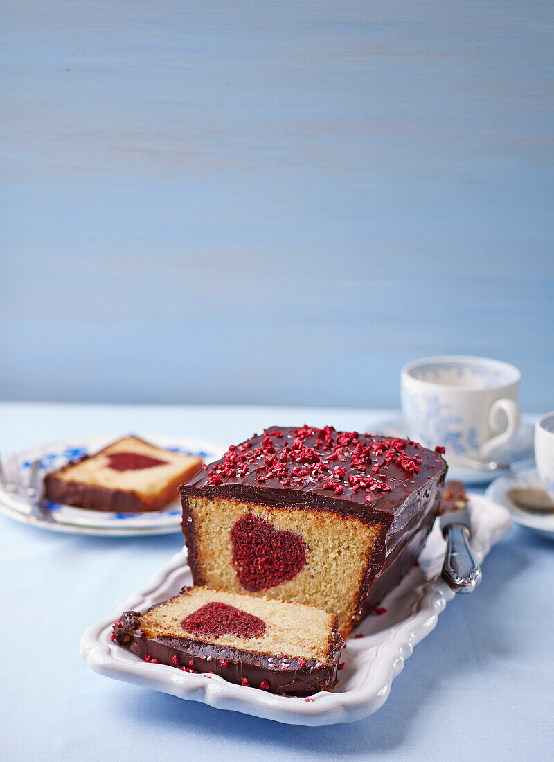 Valentine's cake with a hidden heart