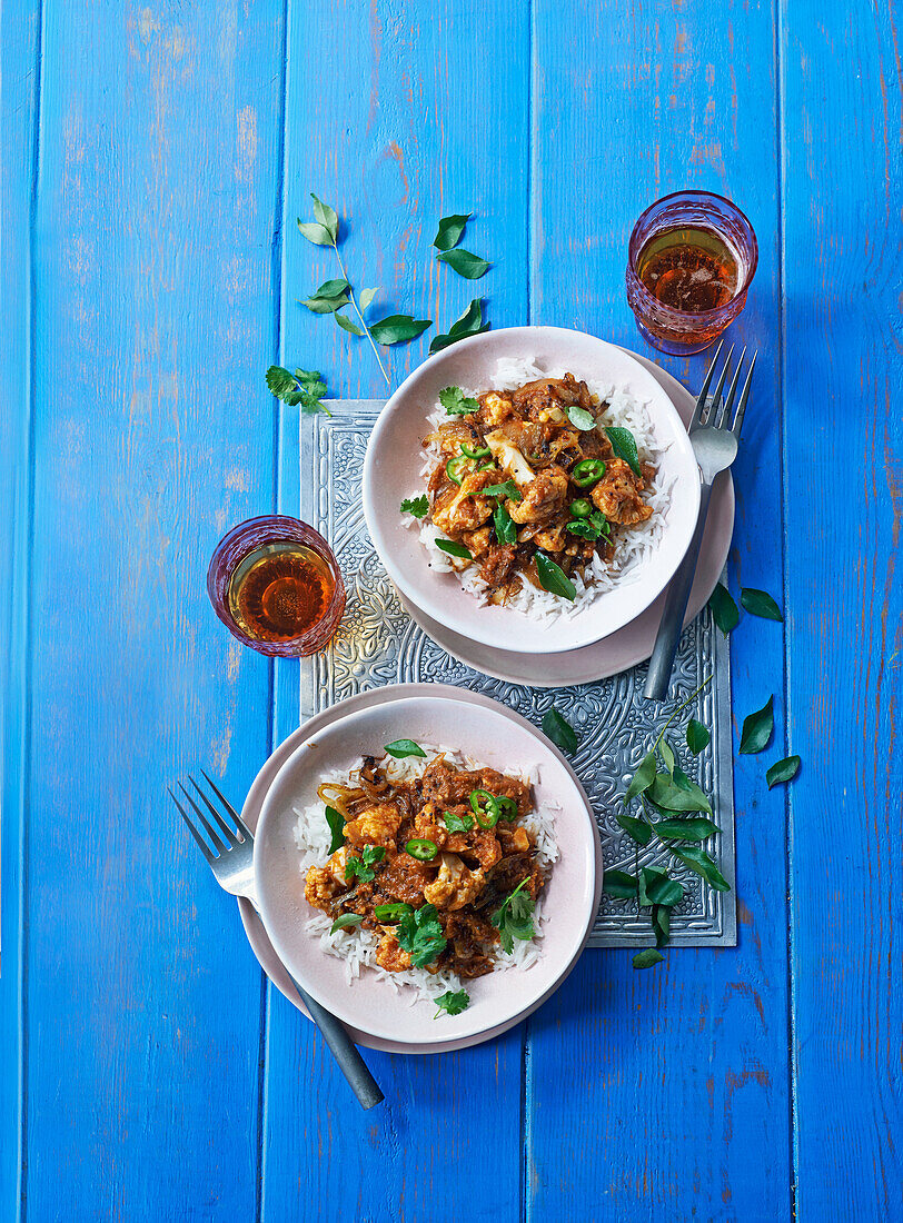 Blumenkohl-Tomaten-Curry mit Chili