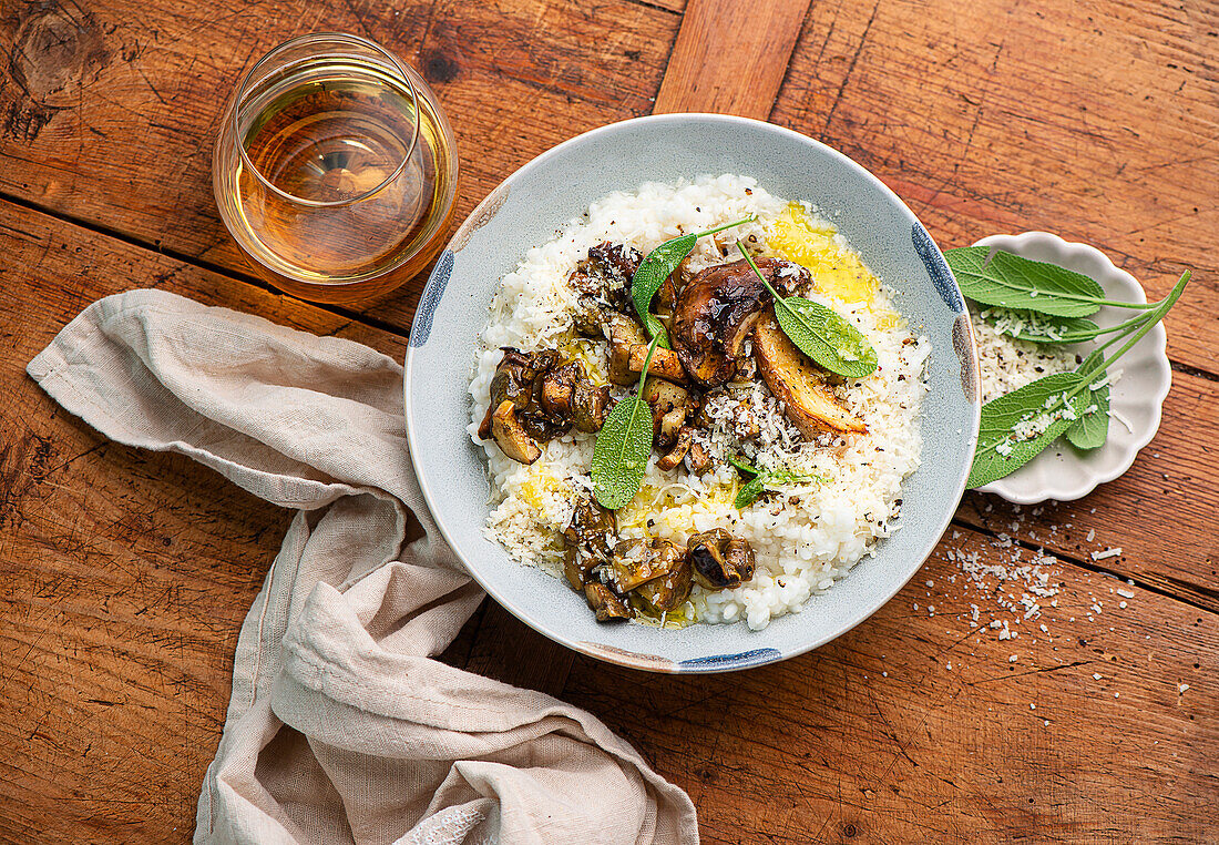 Steinpilzrisotto mit Salbei