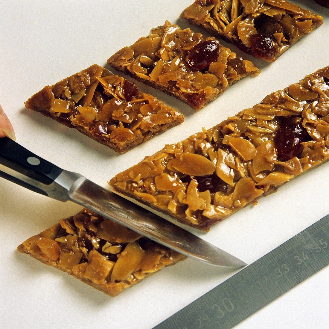 Cutting out diamond-shaped florentines