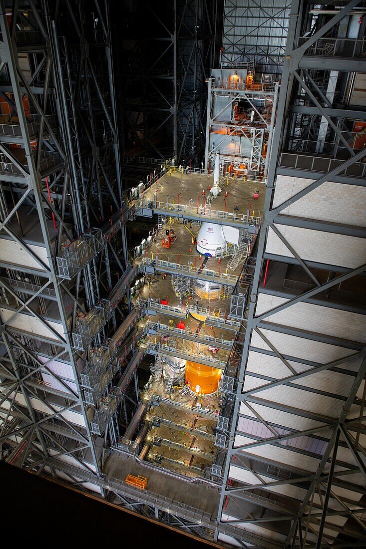 Integration of Orion Capsule on Space Launch System