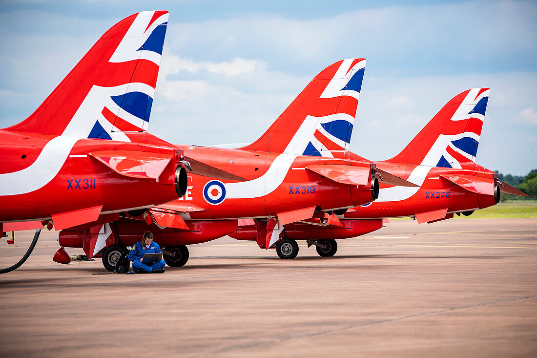 Red Arrows aircrafts