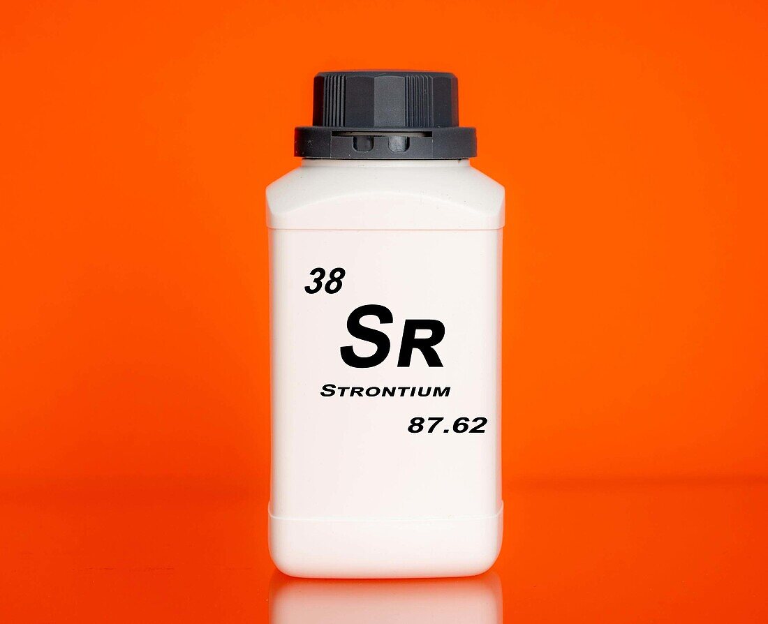 Container of the chemical element strontium