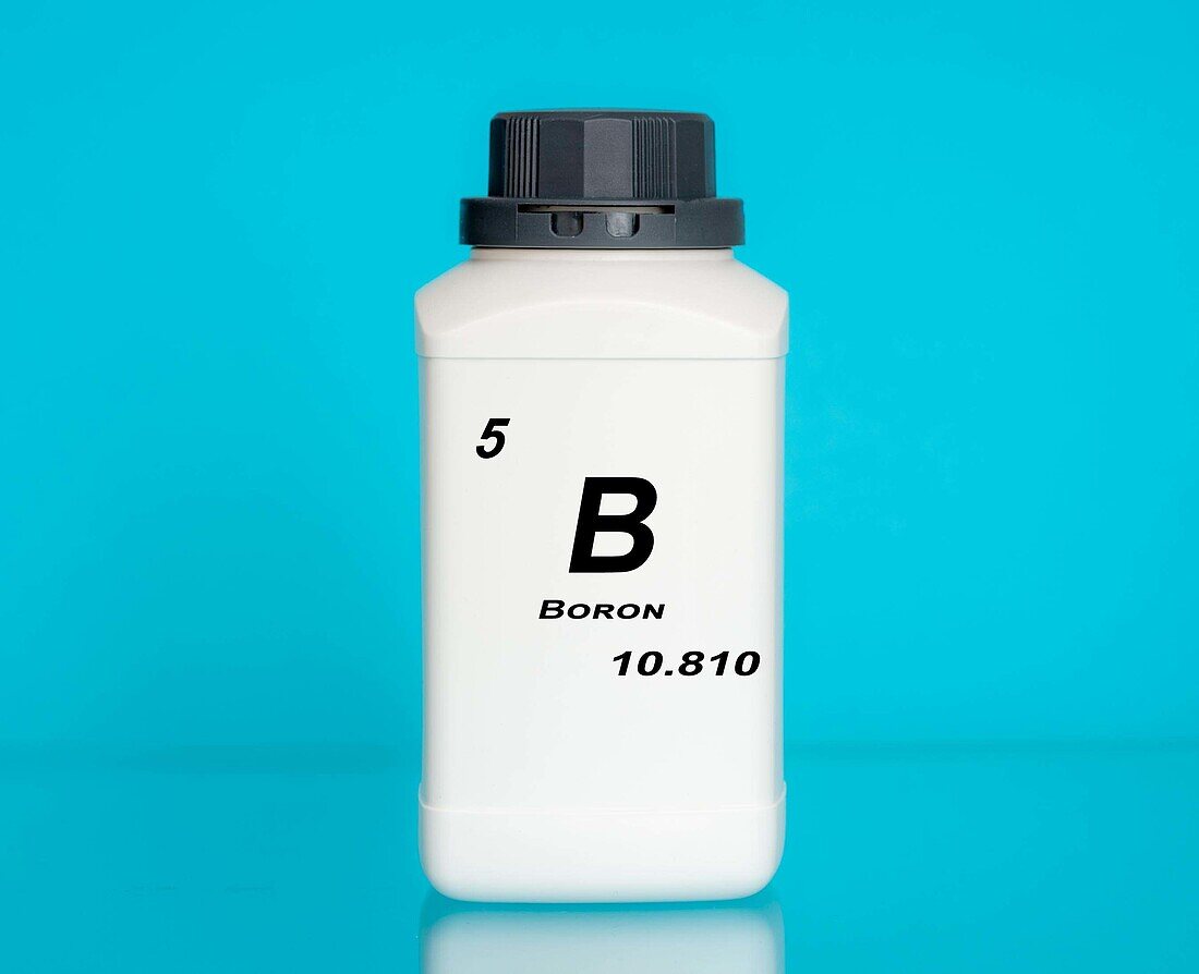 Container of the chemical element boron