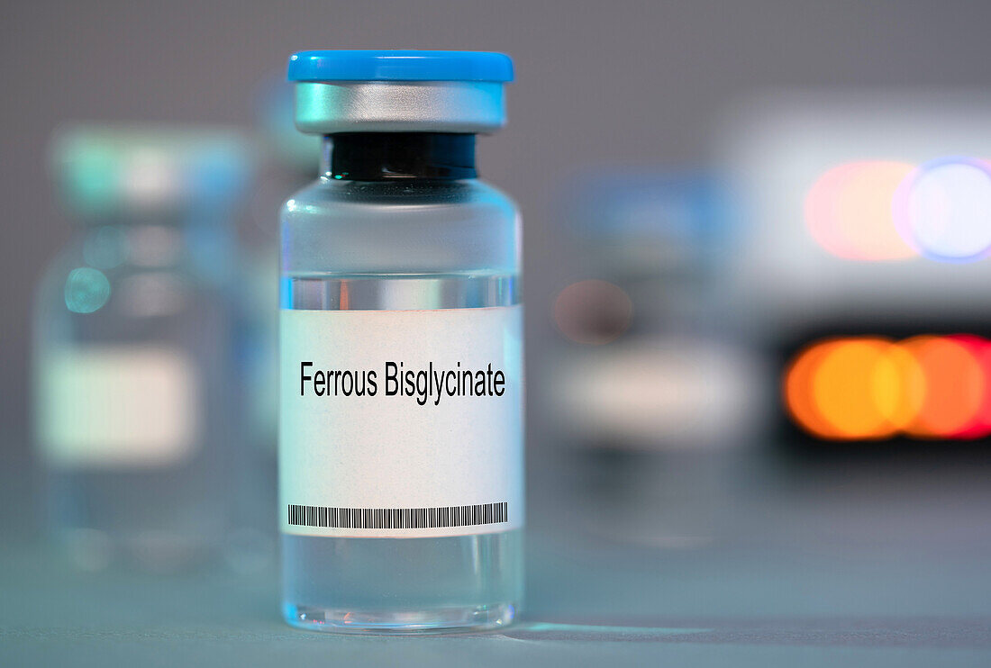 Vial of ferrous bisglycinate